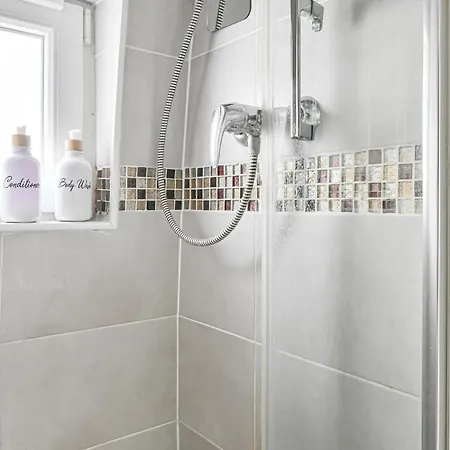Sublime Renove Gare 2pers Apartment Asnieres-sur-Seine